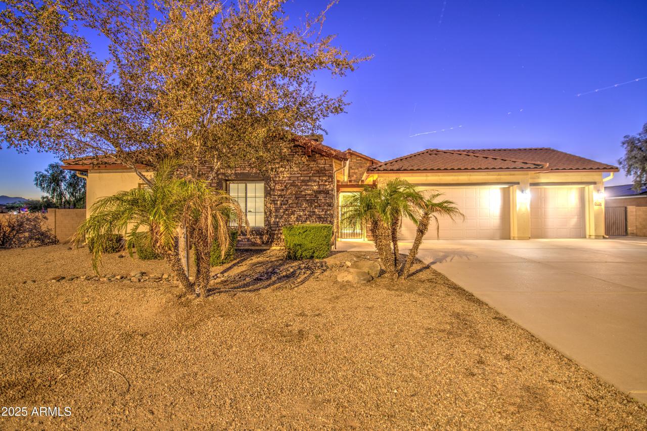 7124 S 67th Dr., Laveen, AZ 85339