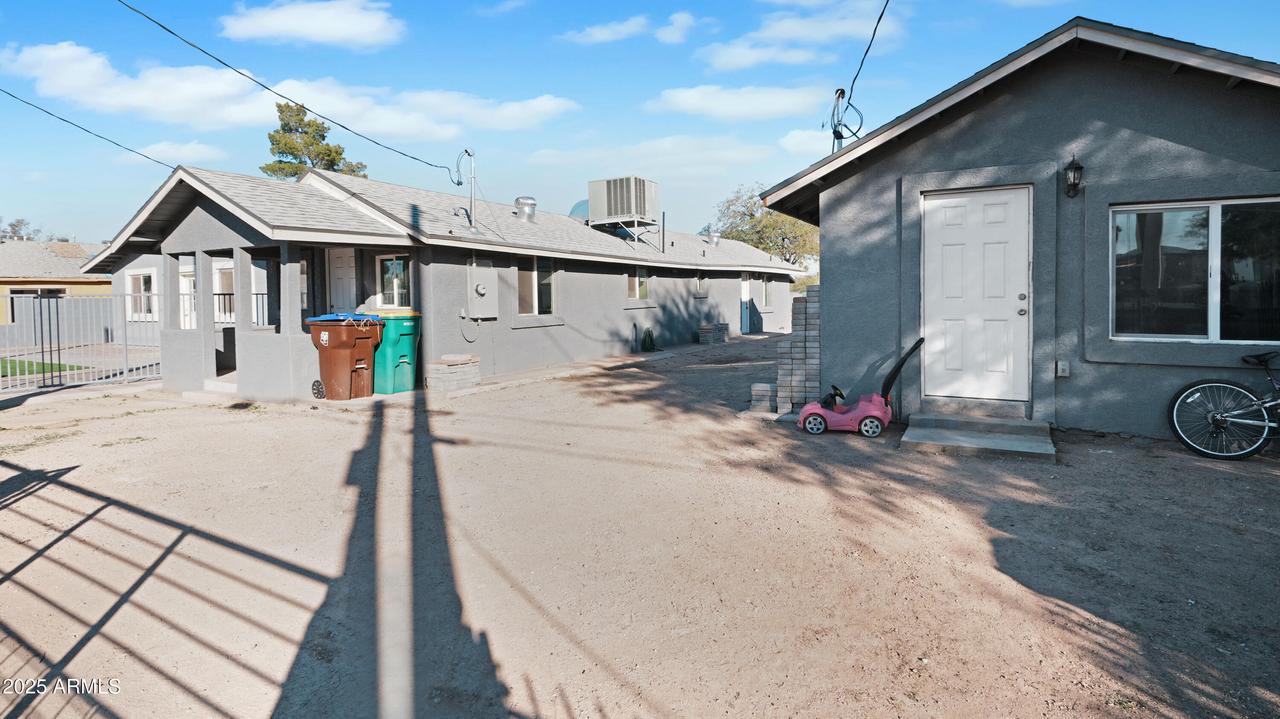 307 N D St., Eloy, AZ 85131