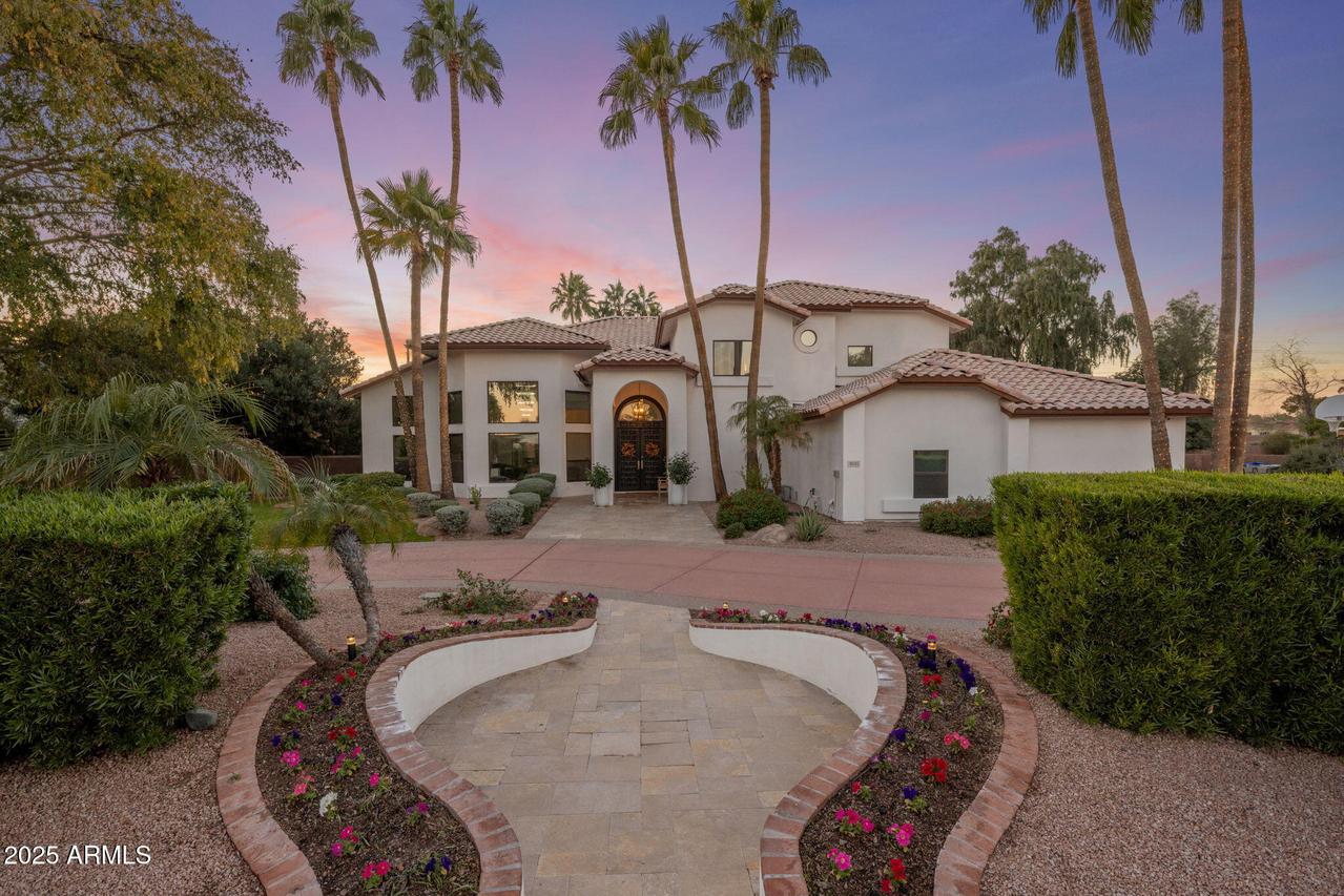 9030 N 48th Pl., Paradise Valley, AZ 85253