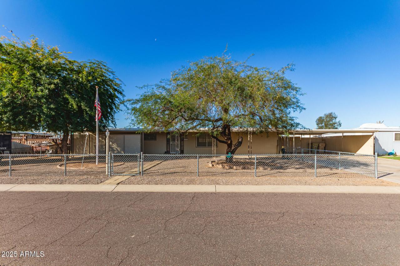 16026 N 67th Dr., Peoria, AZ 85382
