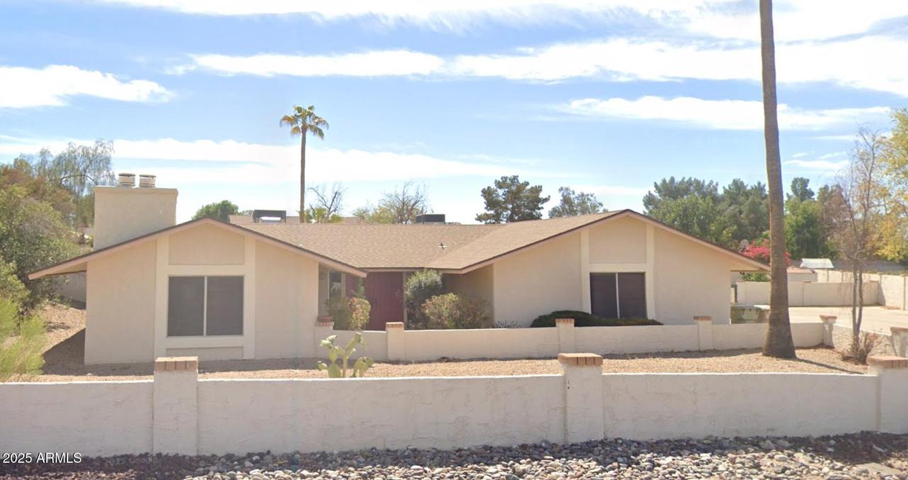 7027 W Wagoner Rd., Glendale, AZ 85308