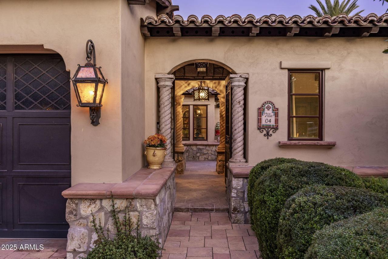 4949 E Lincoln Dr. #4, Paradise Valley, AZ 85253