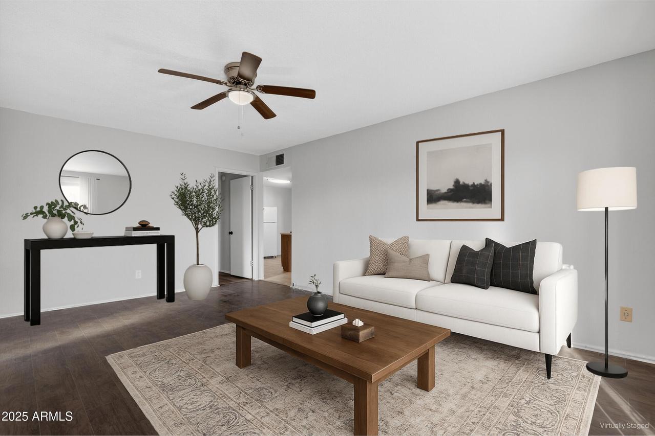 7649 W Mitchell Dr., Phoenix, AZ 85033