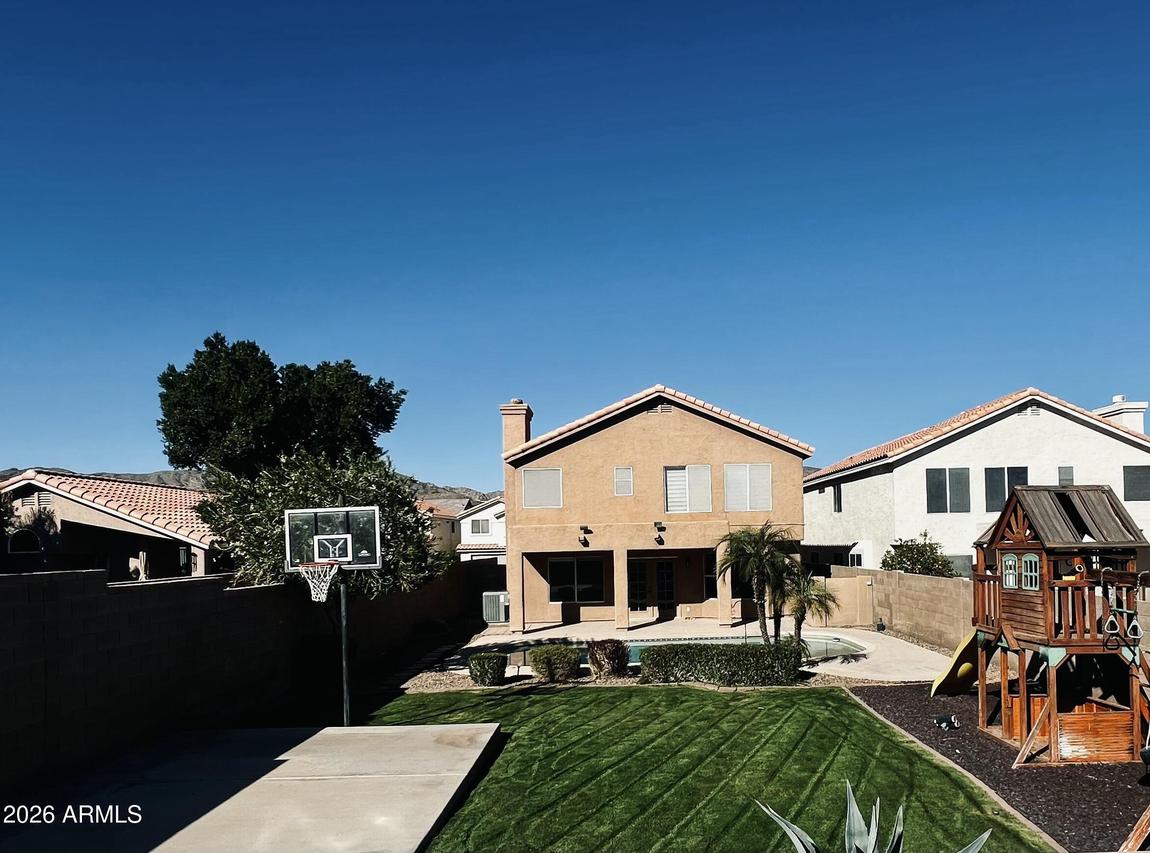 729 E Glenhaven Dr., Phoenix, AZ 85048