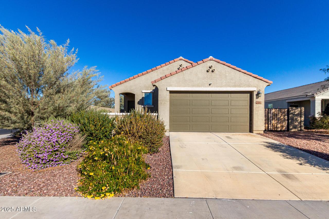 3586 E Archer Dr., San Tan Valley, AZ 85140