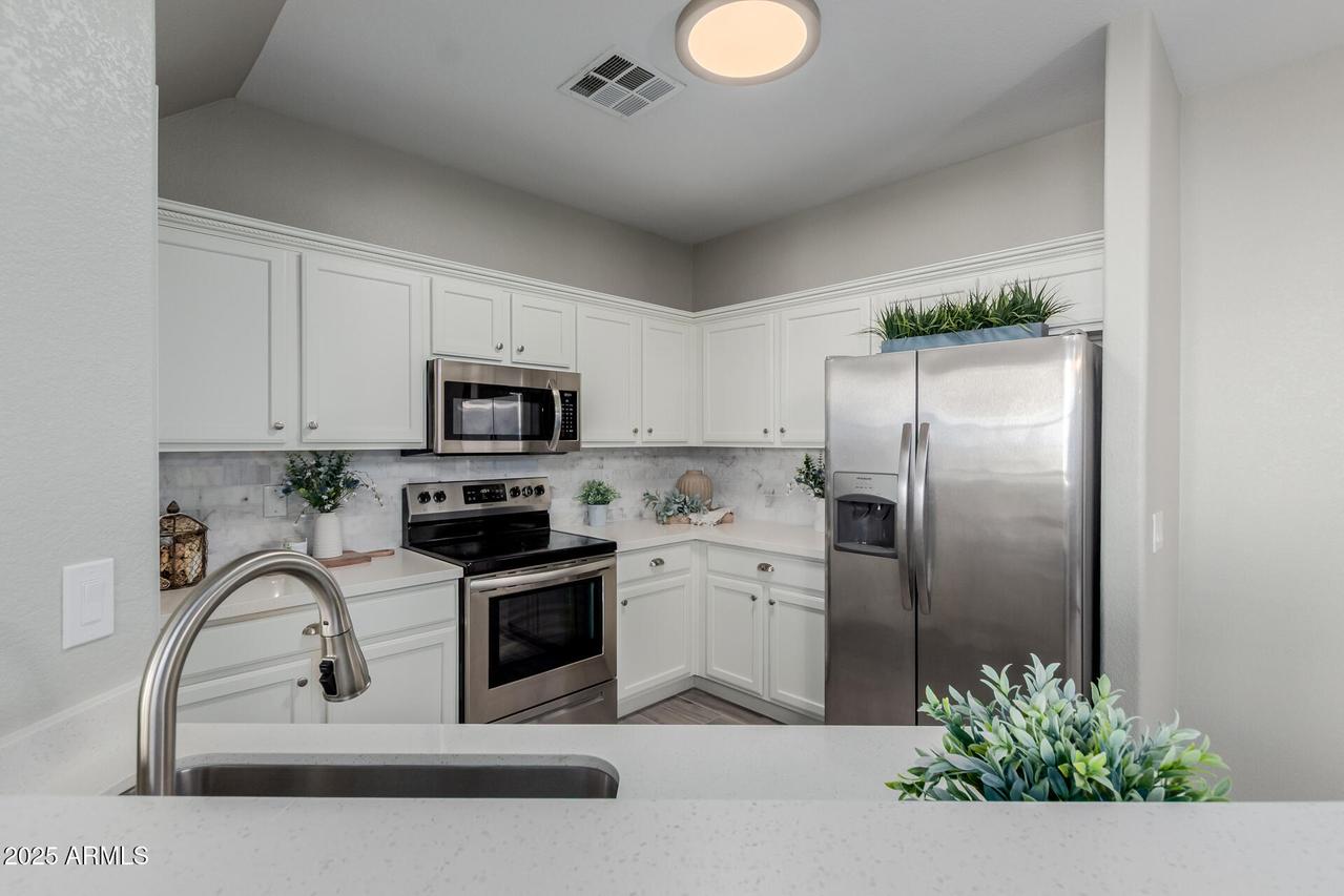 4963 W Escuda Dr., Glendale, AZ 85308