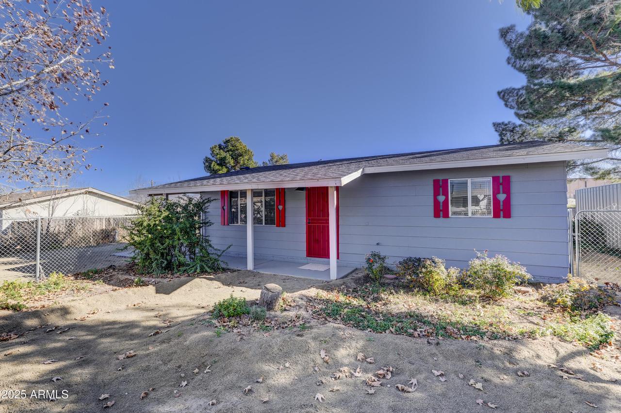 2535 S Huron St., Humboldt, AZ 86329