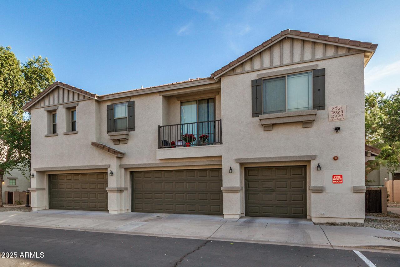 2925 E Dunbar Dr., Phoenix, AZ 85042