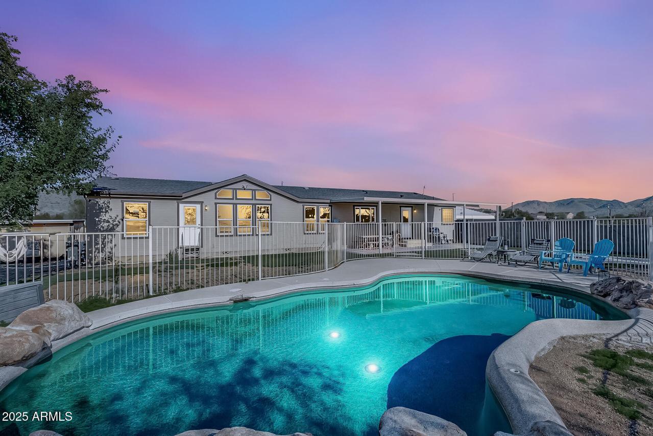 1815 E La Salle Rd., Phoenix, AZ 85086