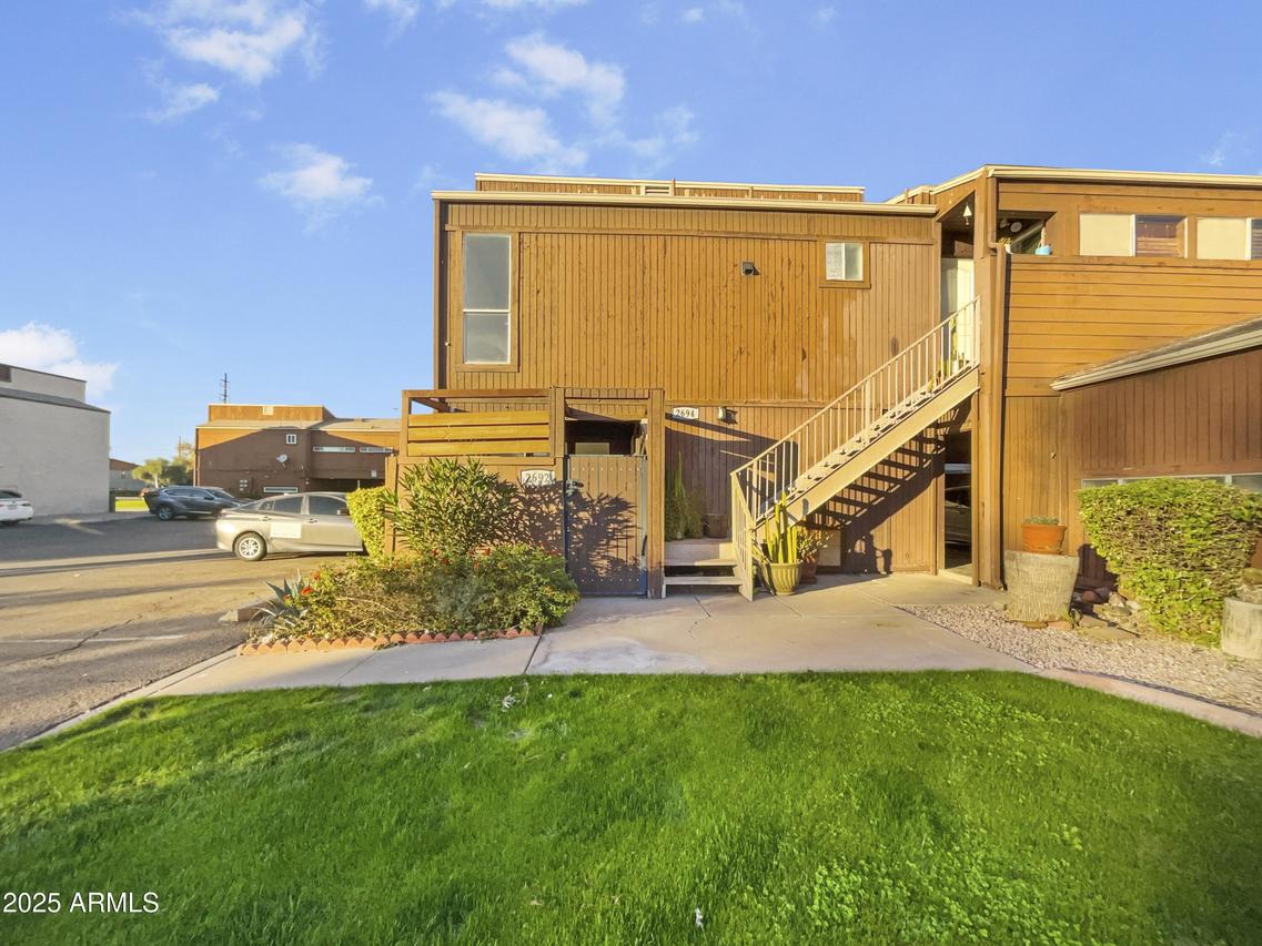 2692 E Silk Oak Dr., Tempe, AZ 85288