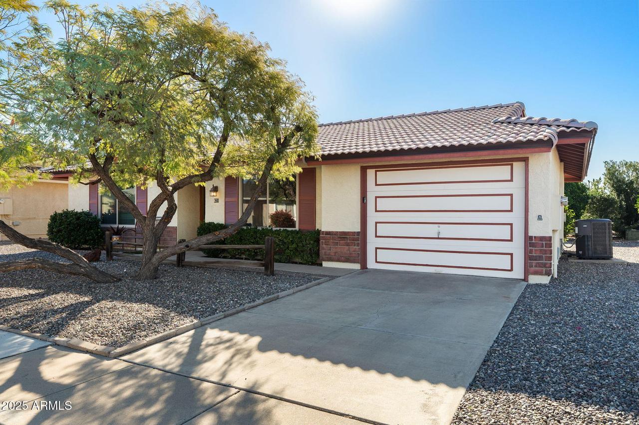 821 Leisure World, Mesa, AZ 85206