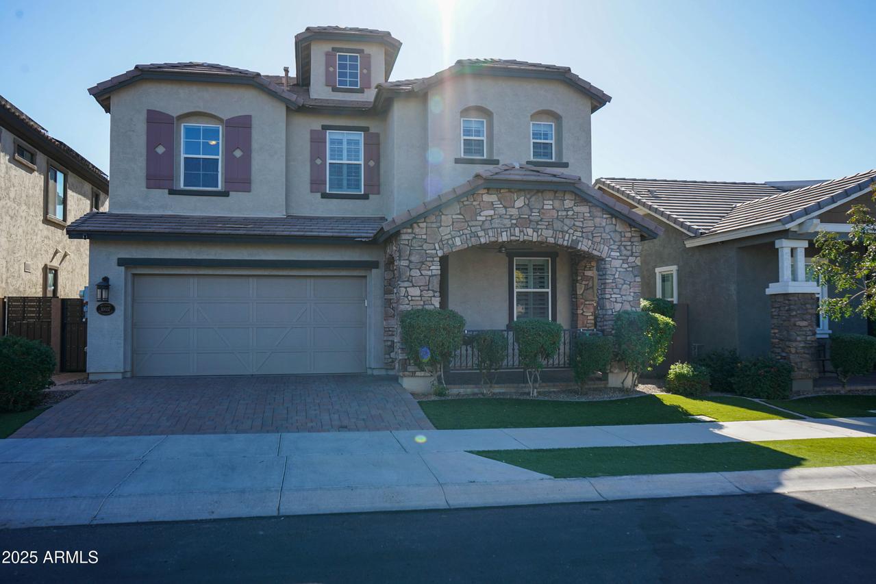 10037 E Nopal Ave., Mesa, AZ 85209