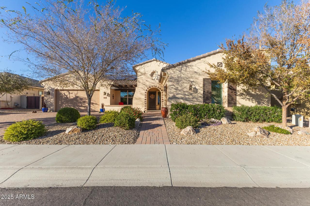 15878 W Alvarado Dr., Goodyear, AZ 85395