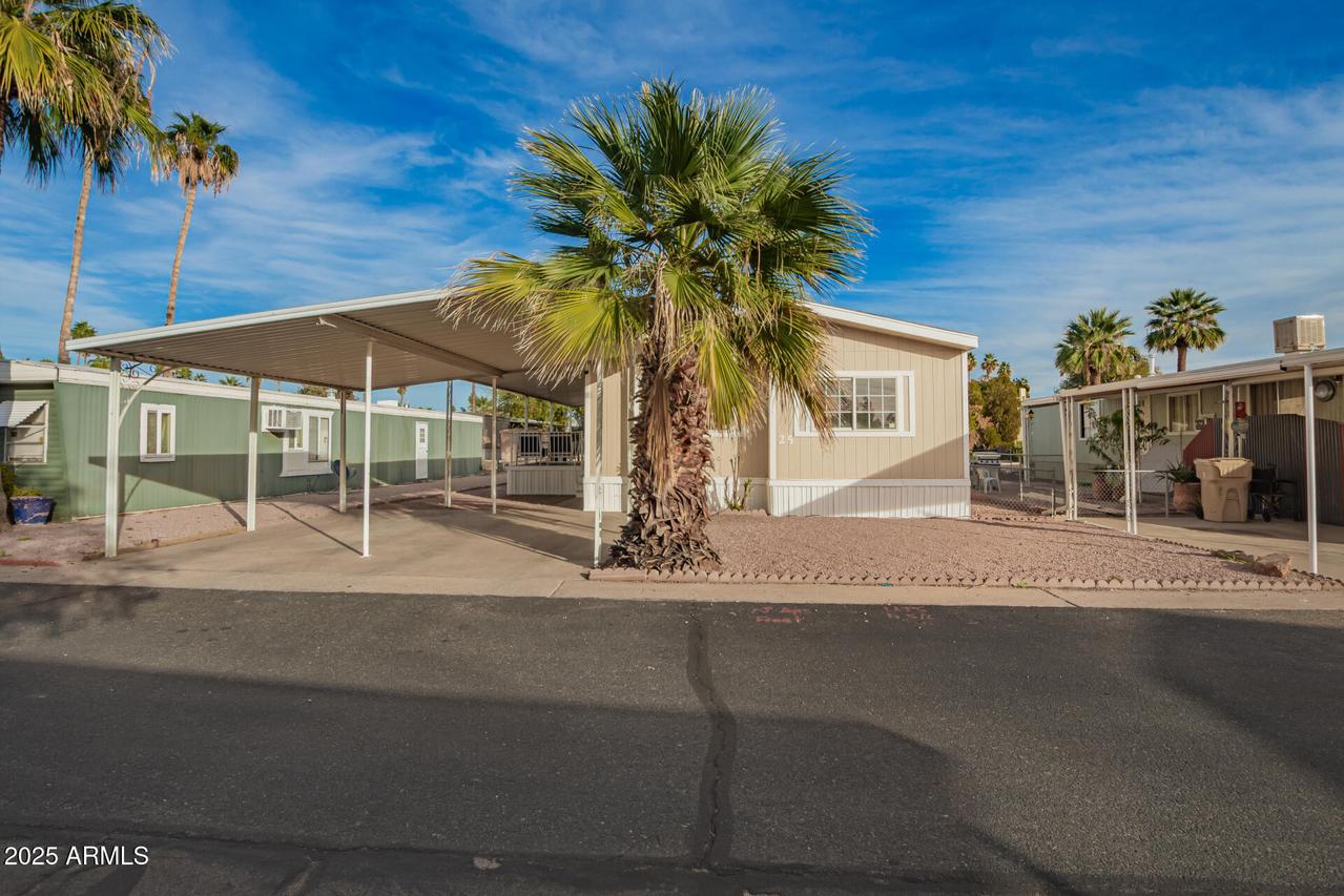 19401 N 7th St. #25, Phoenix, AZ 85024