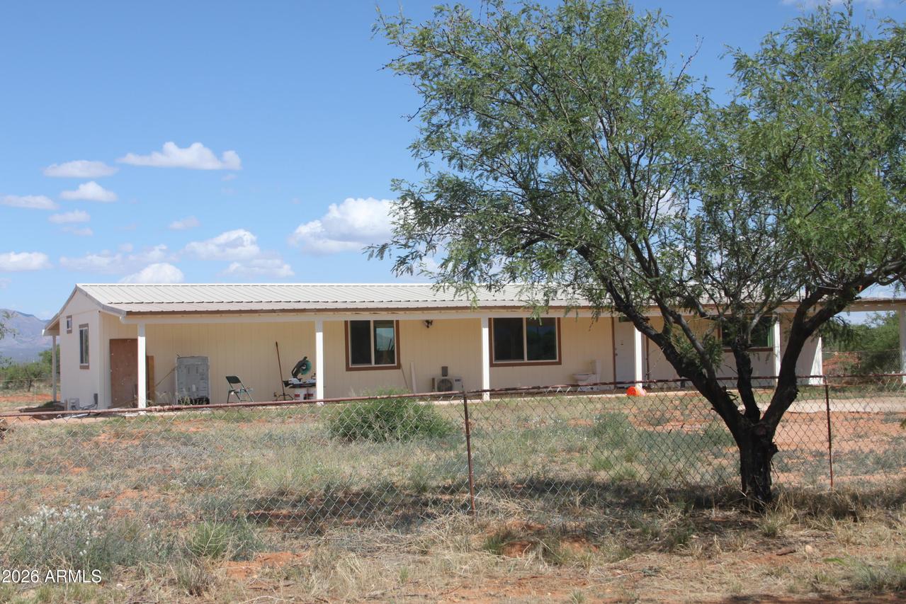 6229 S Natoma Tr., Hereford, AZ 85615