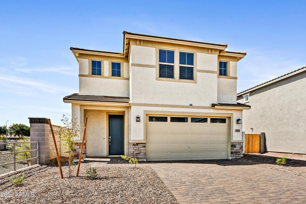 7409 W Peck Dr., Glendale, AZ 85303