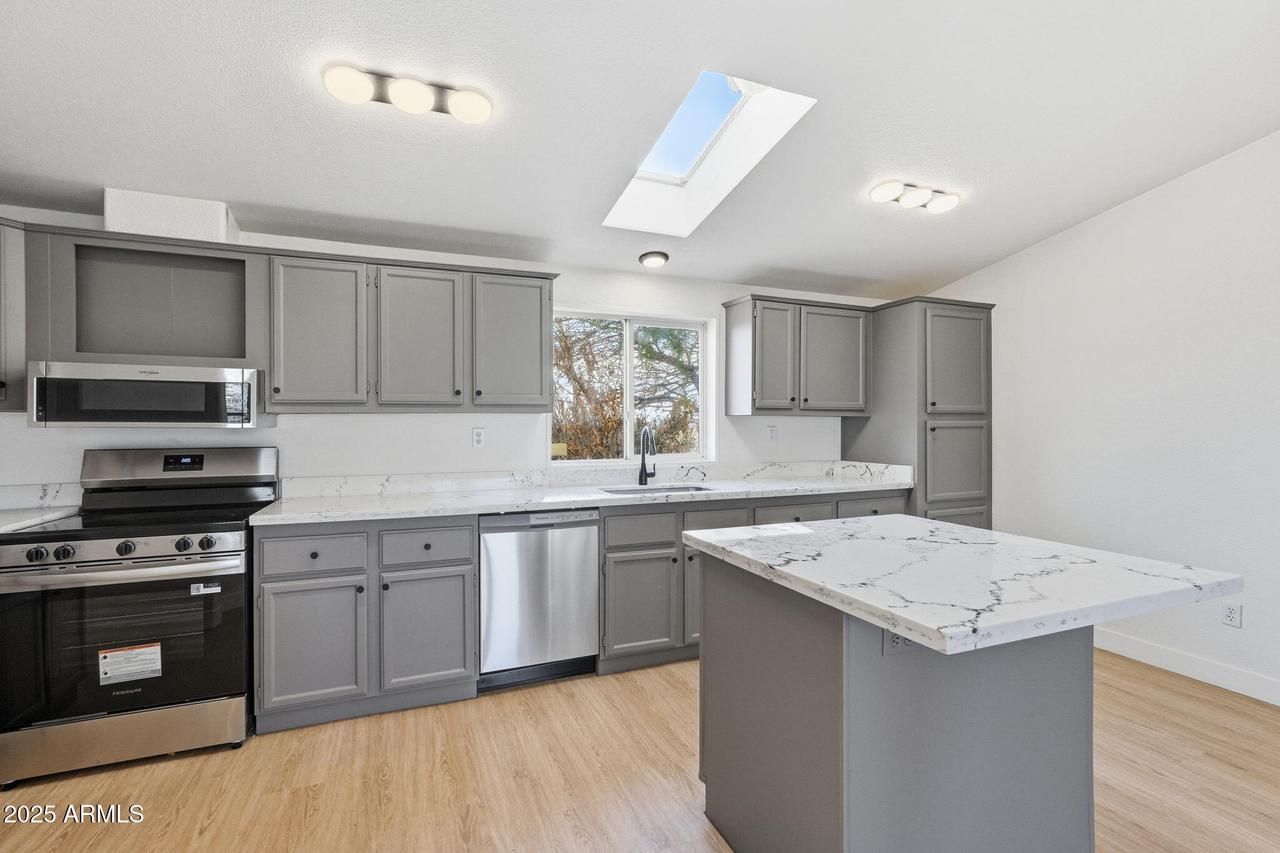 29620 N 221st Ave., Wittmann, AZ 85361