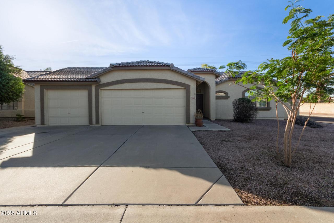 7927 E Caballero St., Mesa, AZ 85207