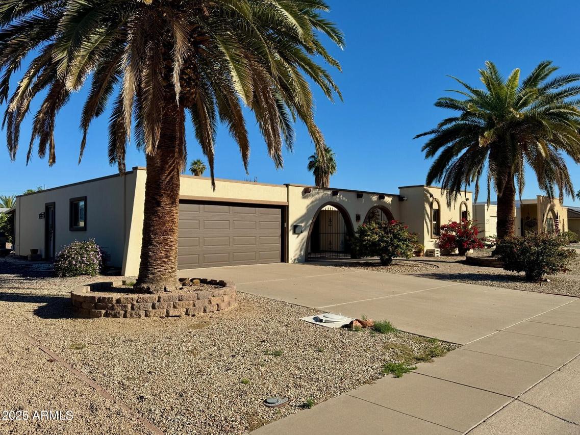 11022 W Crestbrook Dr., Sun City, AZ 85351