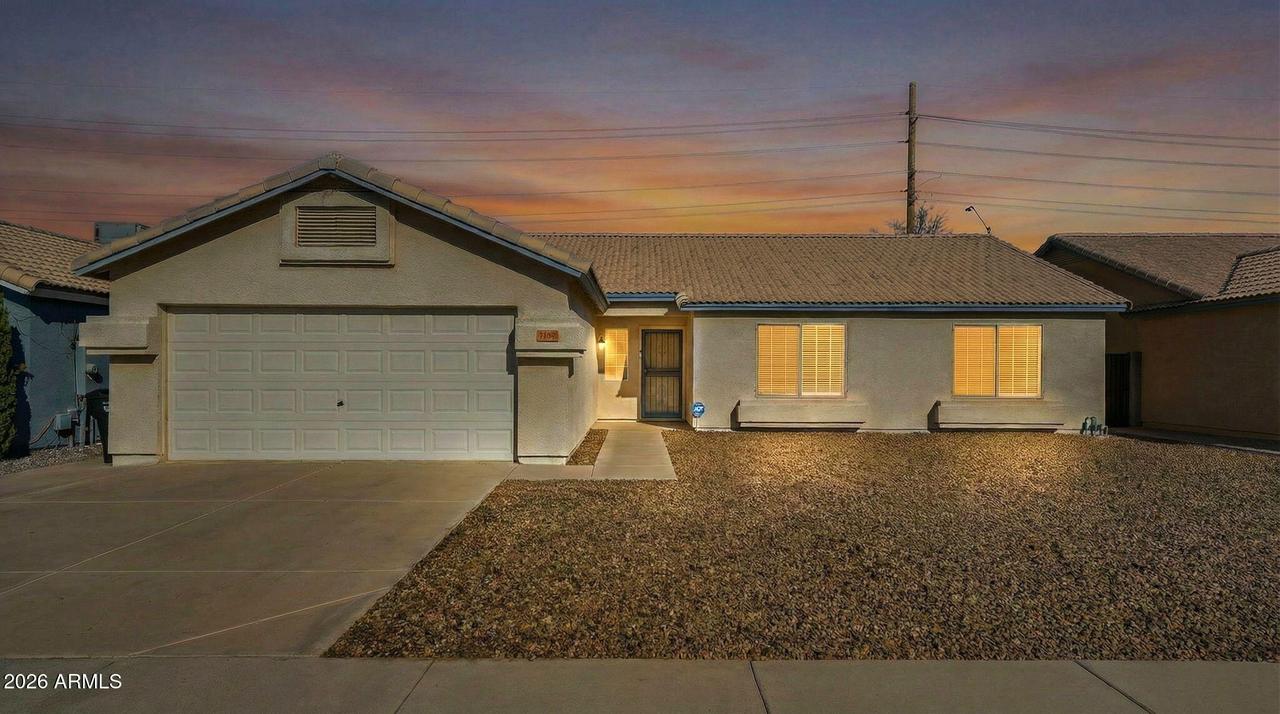 3320 W Melinda Ln., Phoenix, AZ 85027