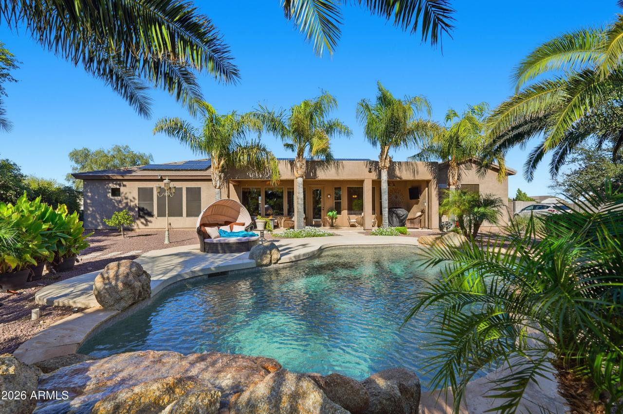 22721 W Mark Ln., Wittmann, AZ 85361