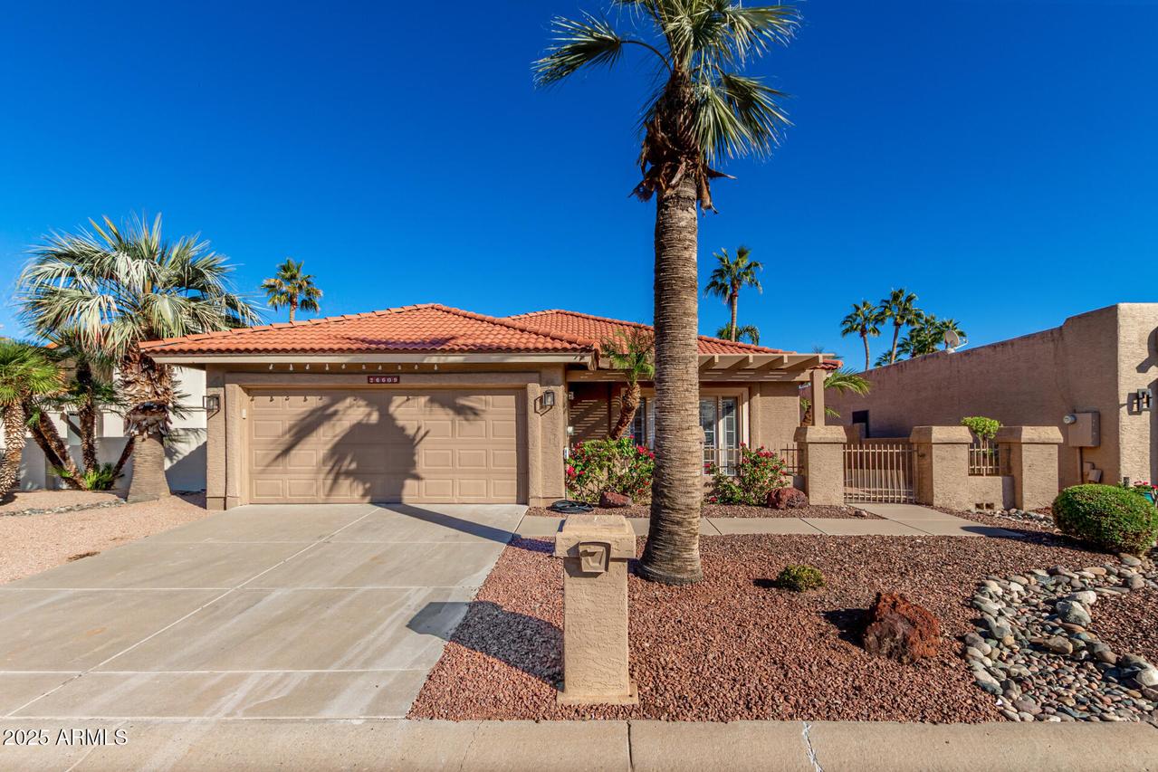 26609 S Cloverland Dr., Sun Lakes, AZ 85248