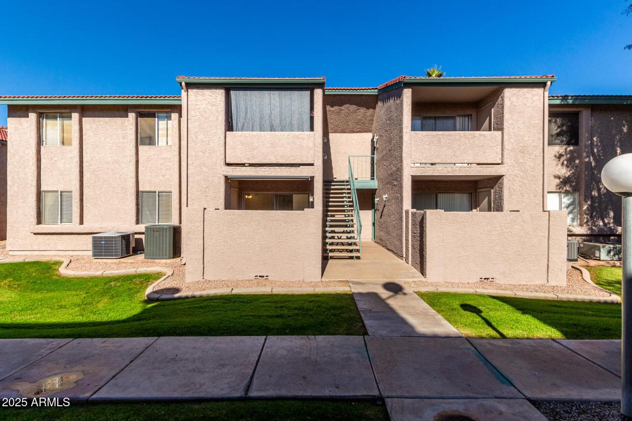 623 W Guadalupe Rd. #165, Mesa, AZ 85210