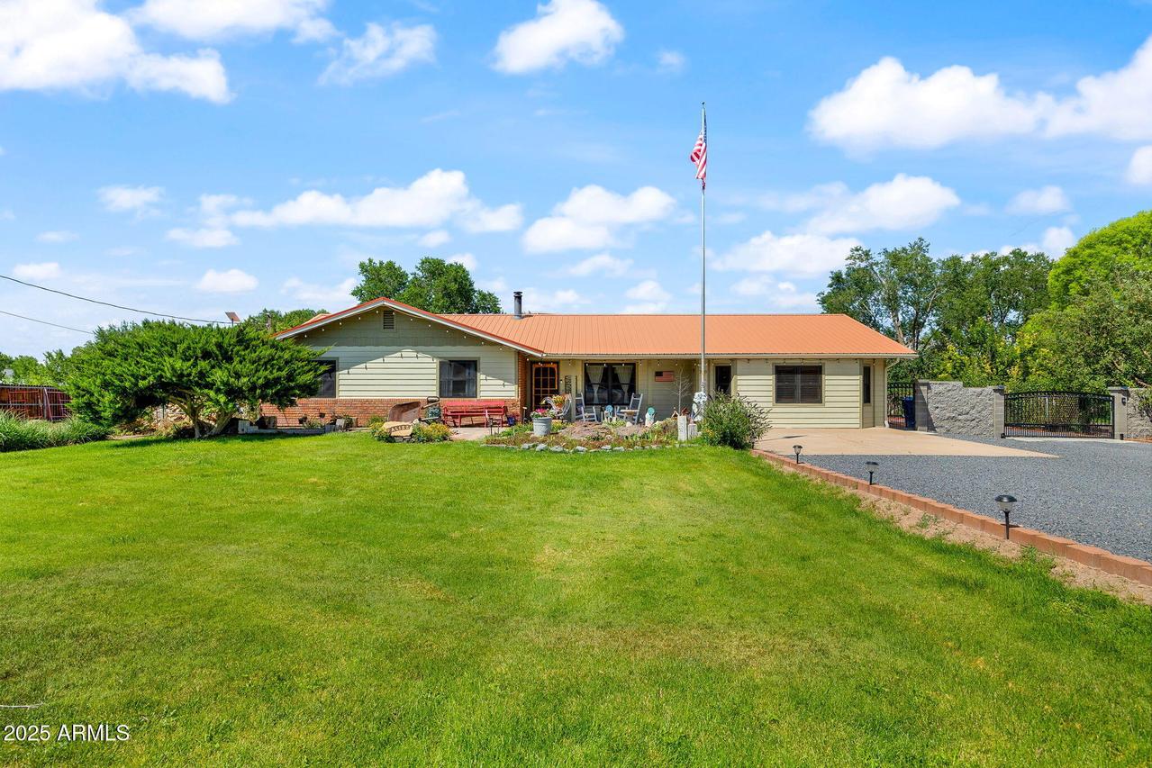 320 E 4th Ave., Eagar, AZ 85925