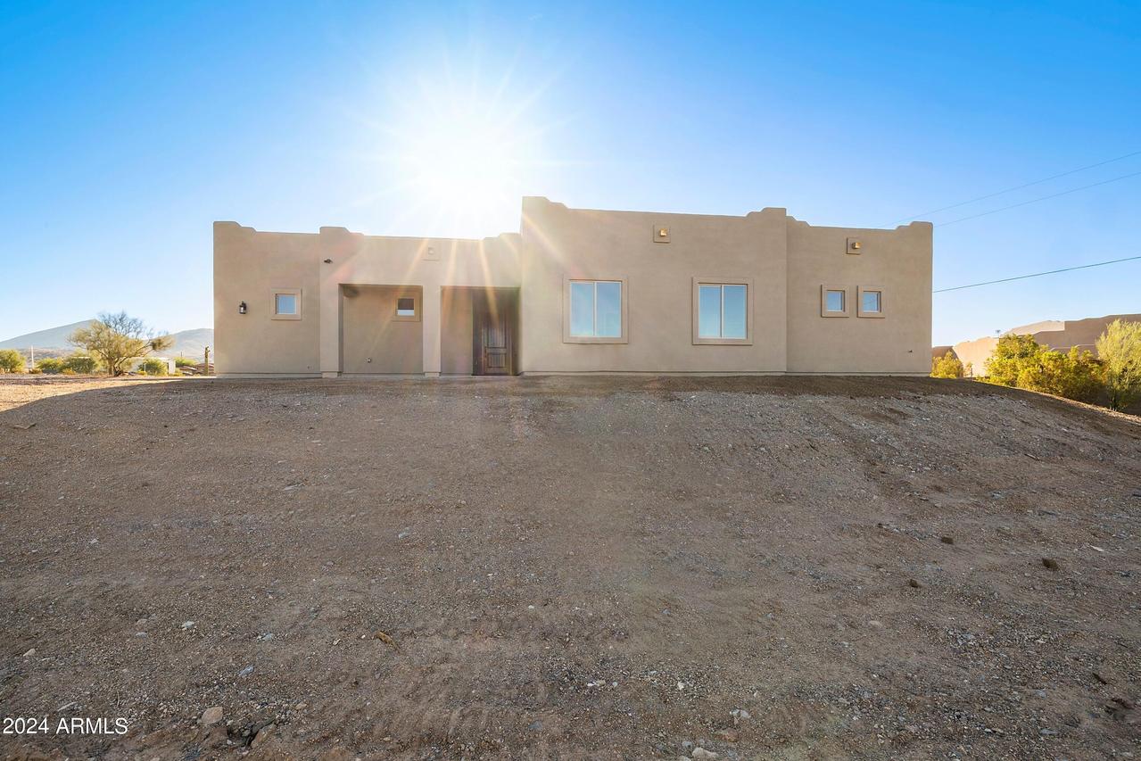 361xx N 17th Ave., Phoenix, AZ 85086