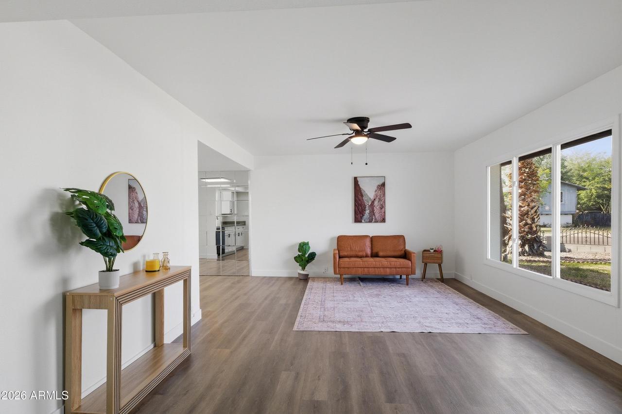 4813 W Hayward Ave., Glendale, AZ 85301