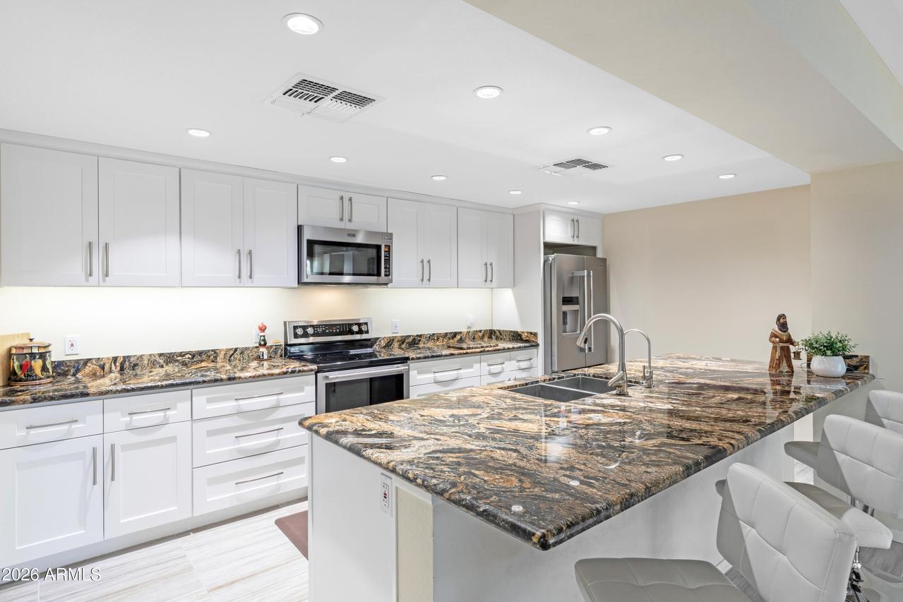 2511 E Oregon Ave., Phoenix, AZ 85016