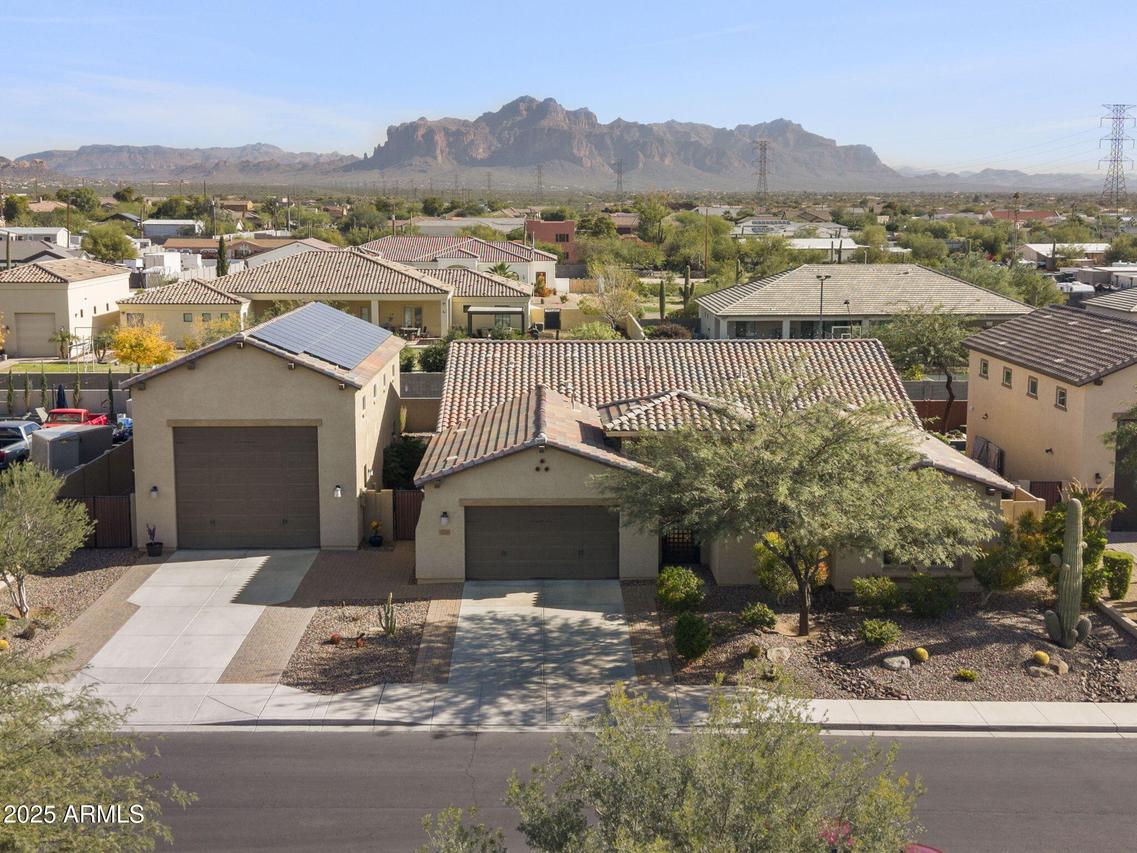 1241 N 102nd St., Mesa, AZ 85207