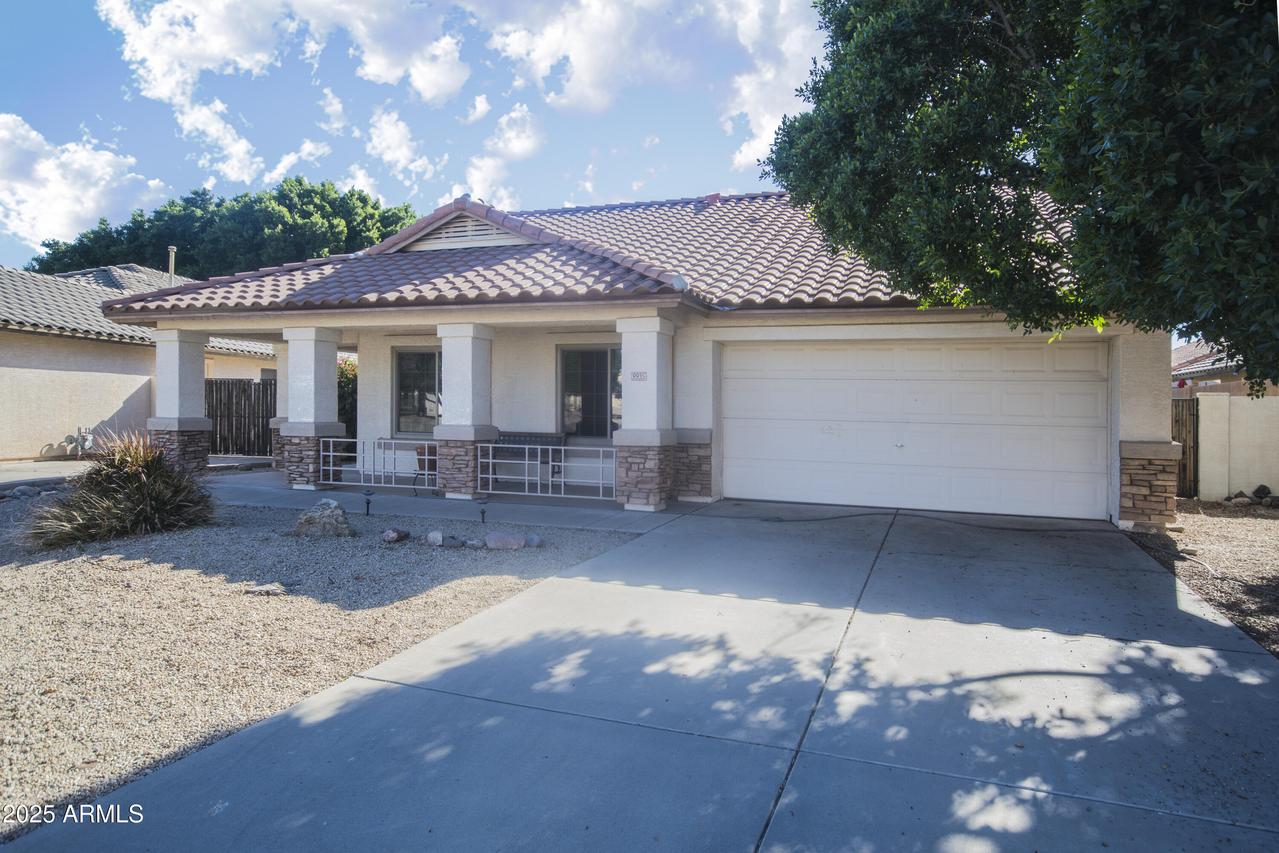 9935 W Irma Ln., Peoria, AZ 85382