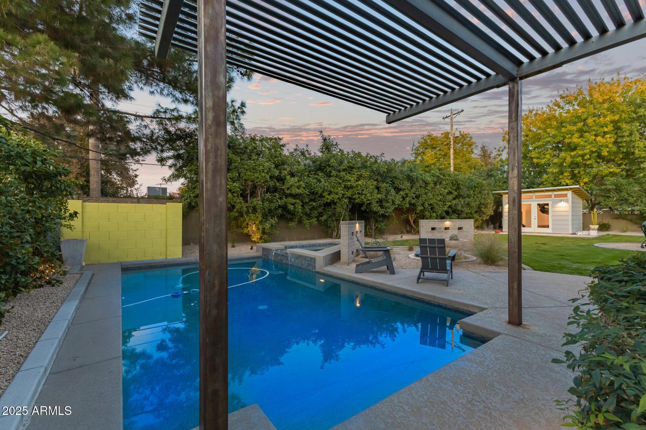 1318 W Glenn Dr., Phoenix, AZ 85021