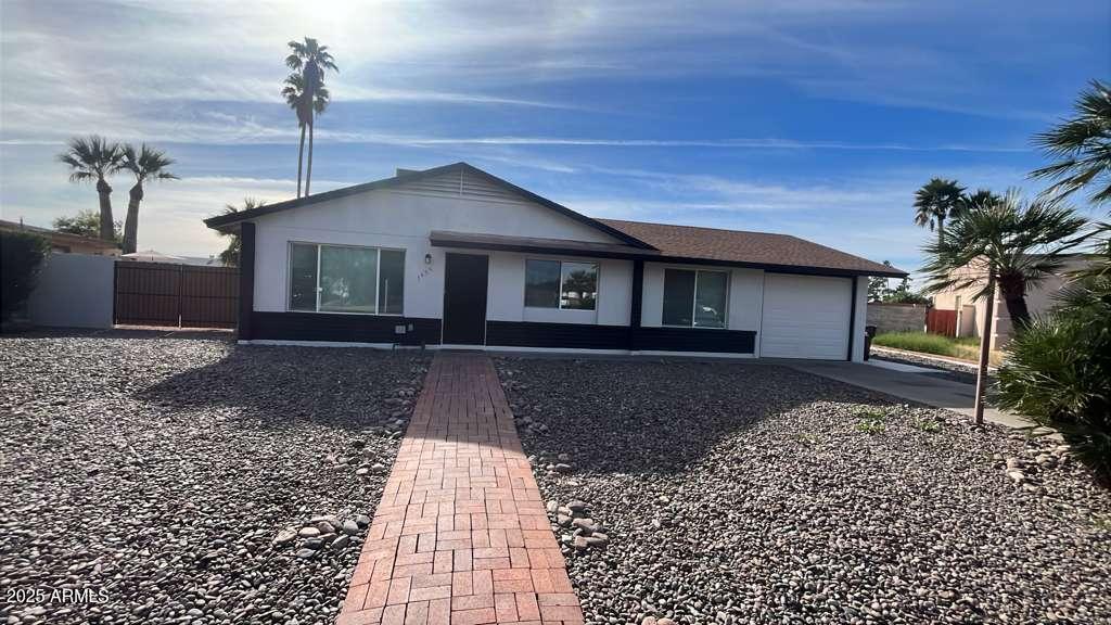 1839 W Kerry Ln., Phoenix, AZ 85027