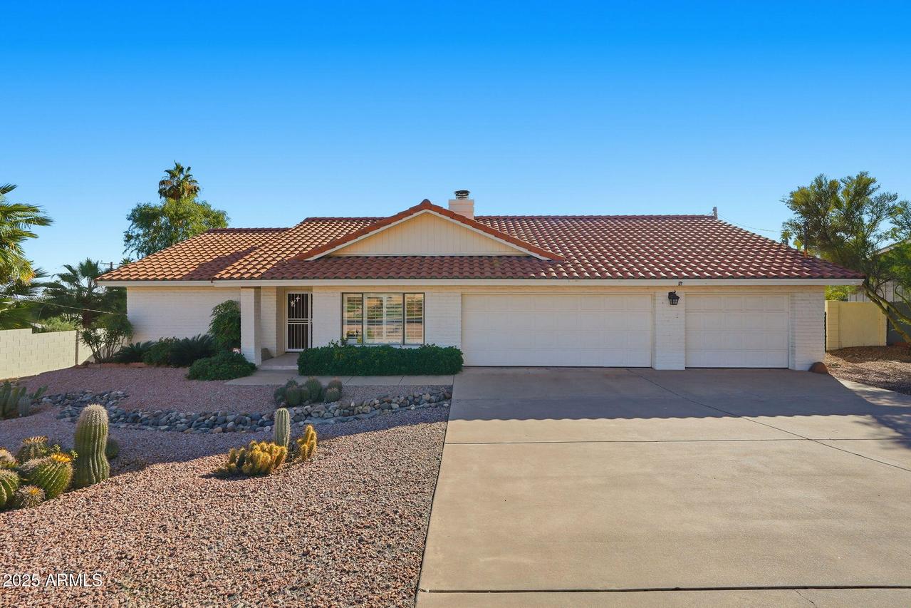 2639 E Joan D Arc Ave., Phoenix, AZ 85032