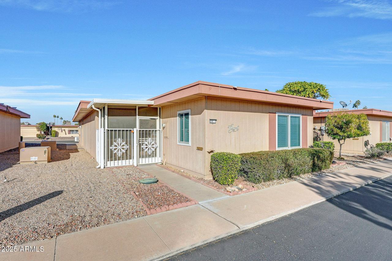 13232 N 98th Ave. #M, Sun City, AZ 85351