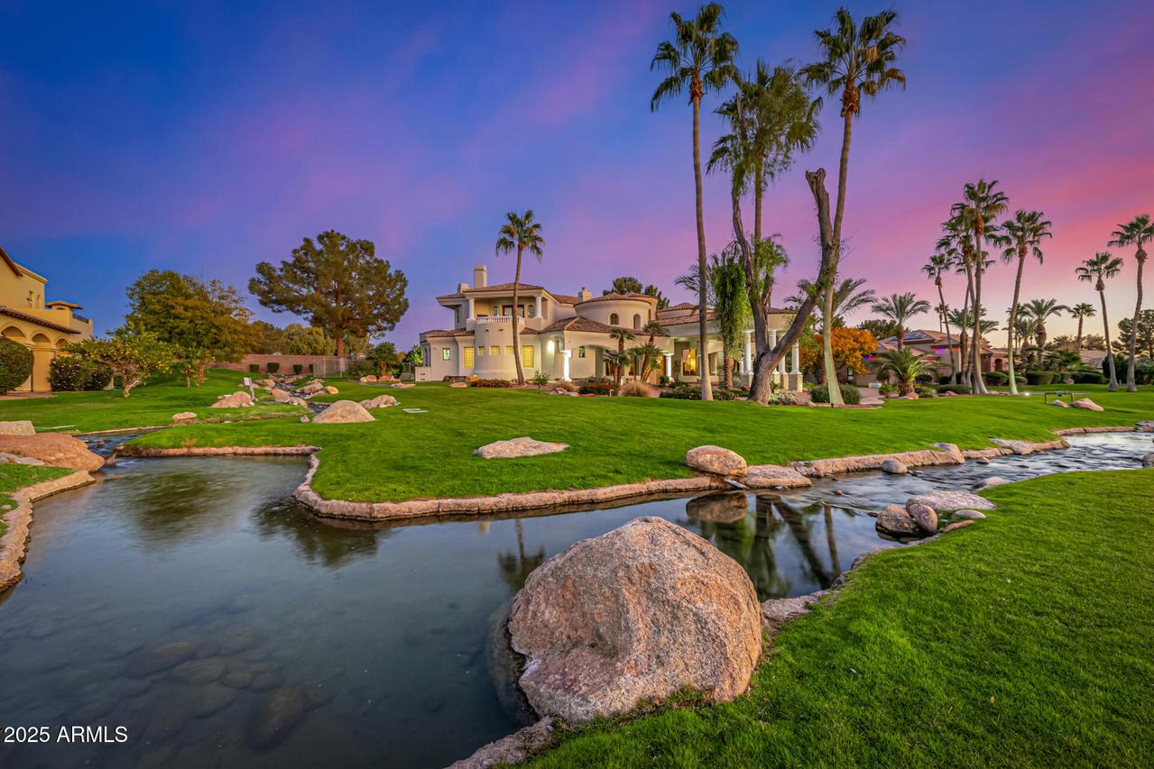 20 E Oakwood Hills Dr., Chandler, AZ 85248