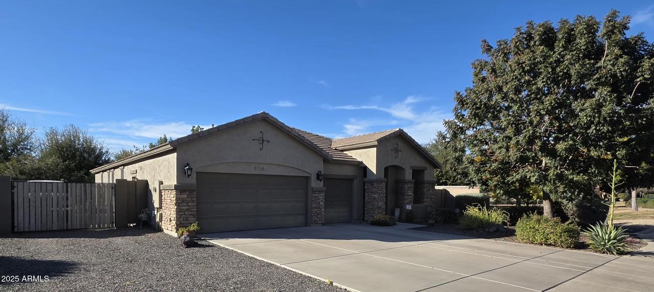 4114 S Grenoble, Mesa, AZ 85212