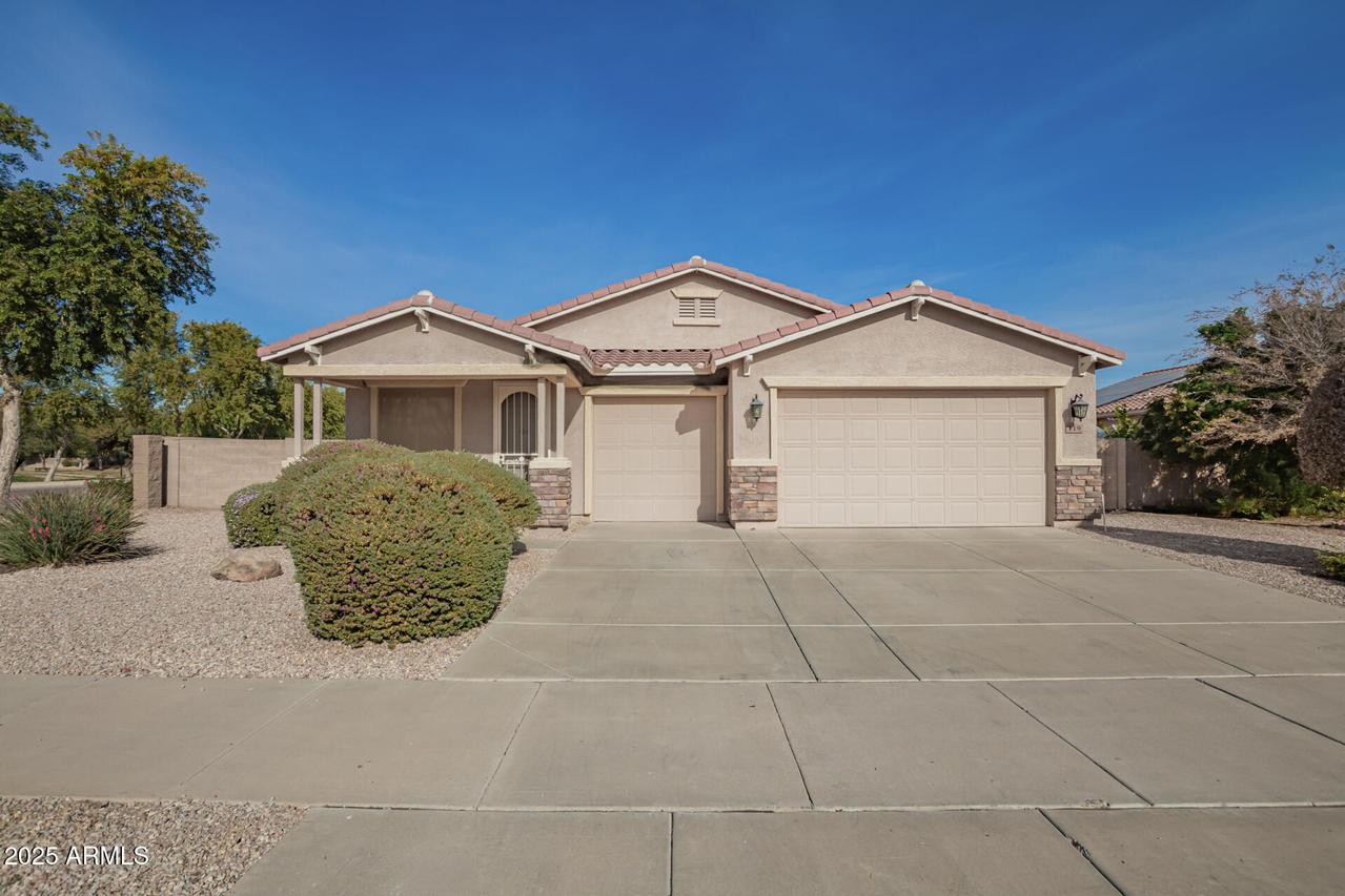 119 S 172nd Dr., Goodyear, AZ 85338