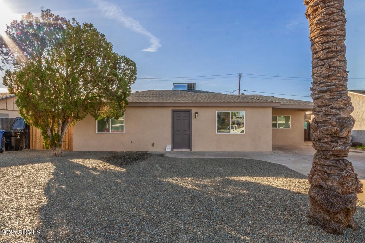 2749 W Montecito Ave., Phoenix, AZ 85017
