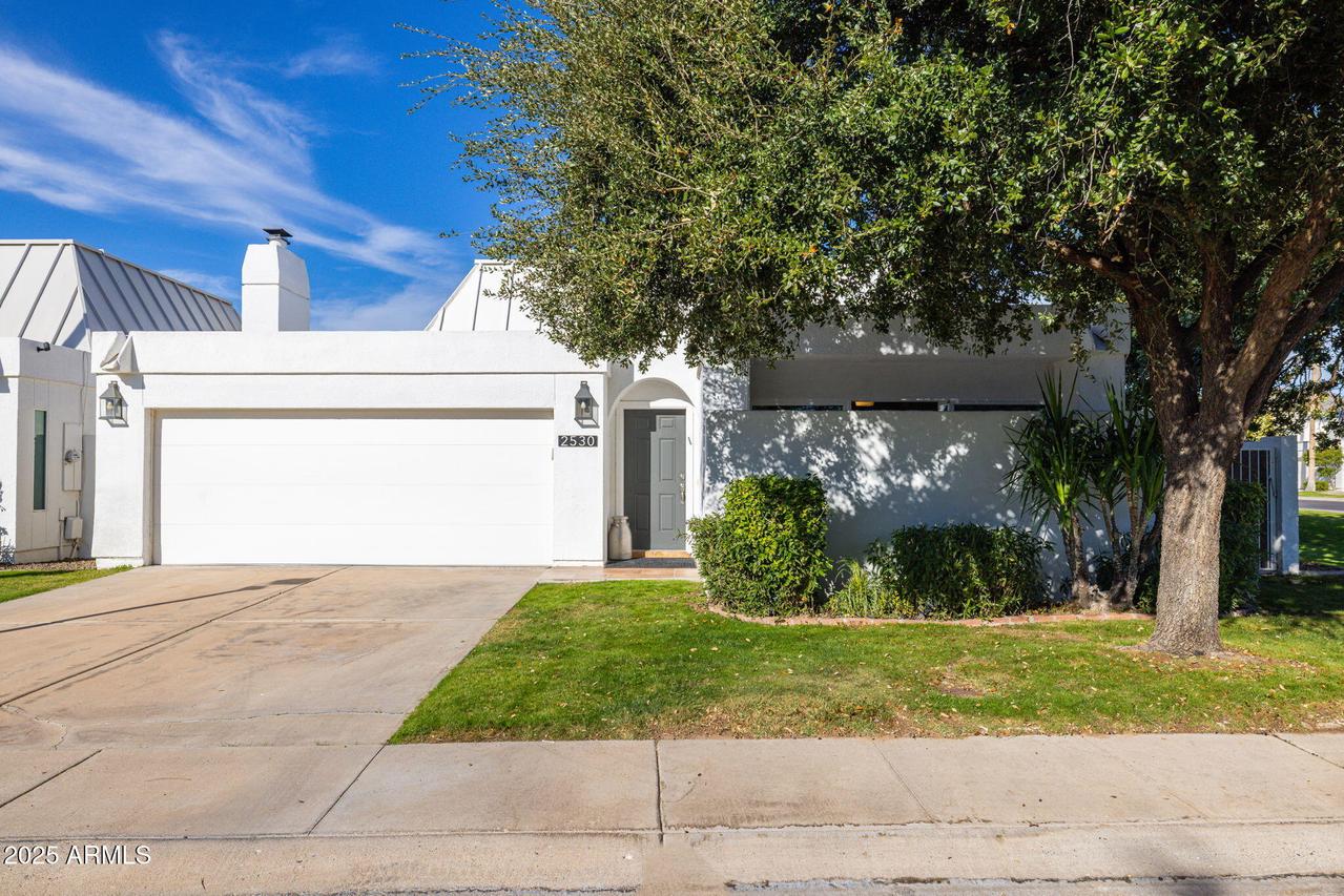 2530 E Oregon Ave., Phoenix, AZ 85016