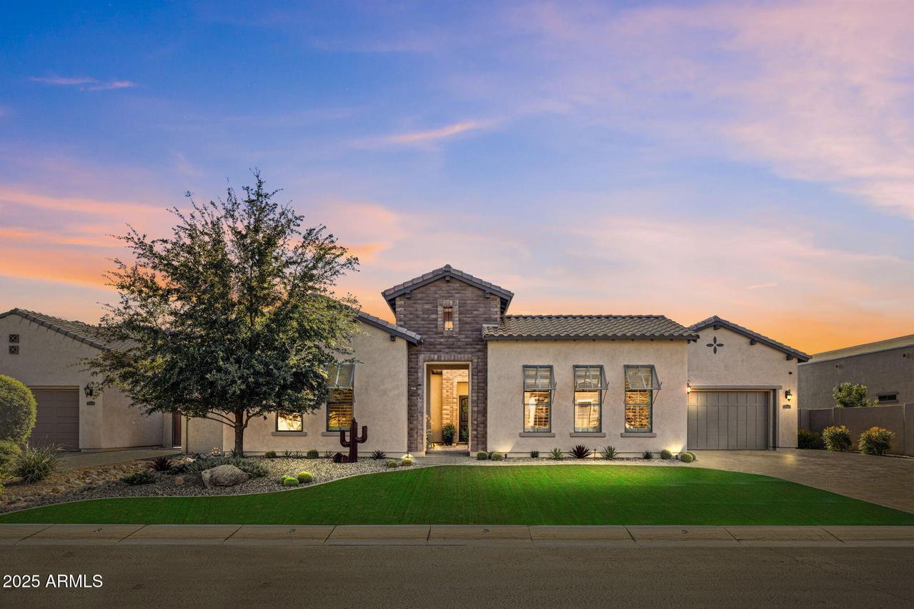 2521 E Turnberry Dr., Gilbert, AZ 85298