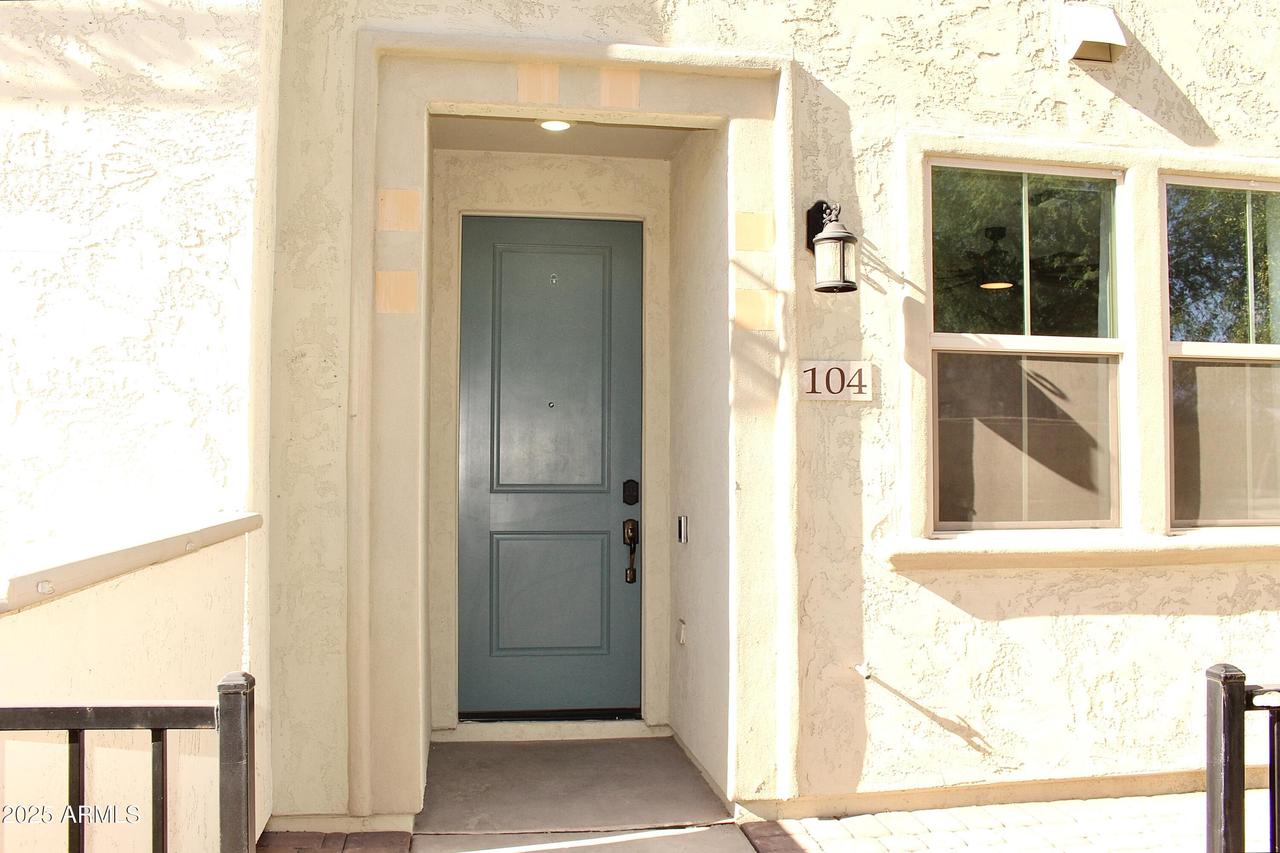 2625 S Peppertree Dr. #104, Gilbert, AZ 85295