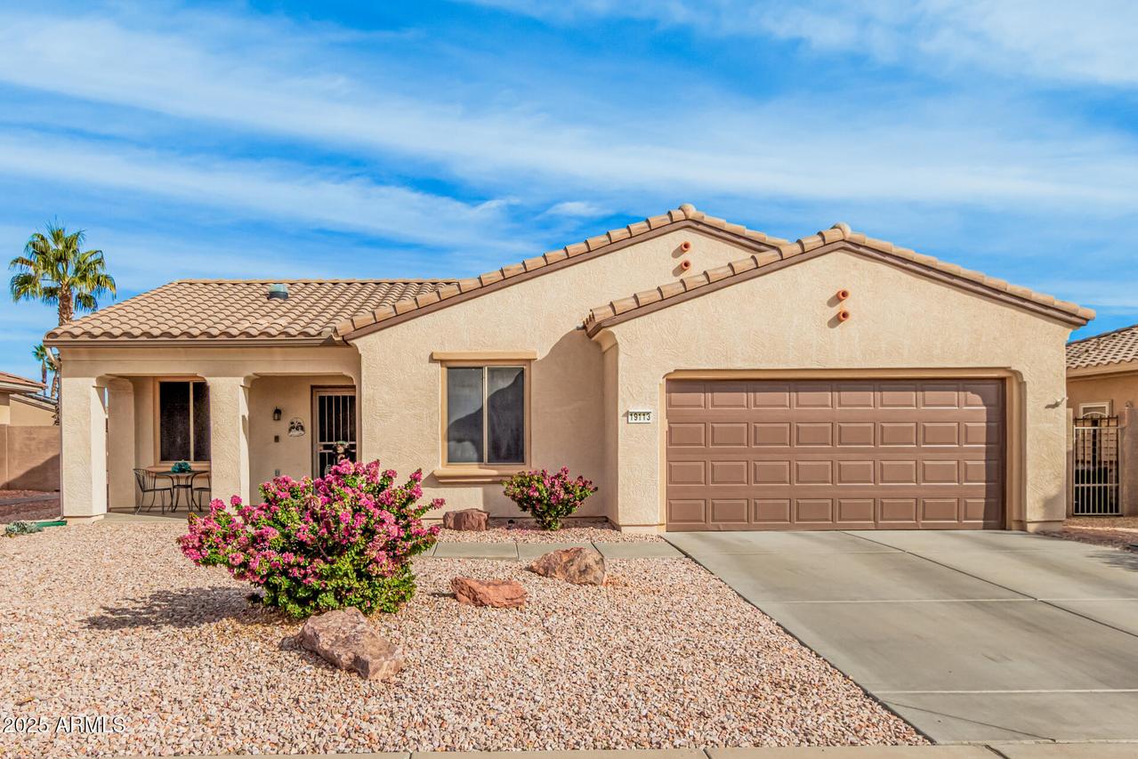 19113 N Hunters Run Ct., Surprise, AZ 85387