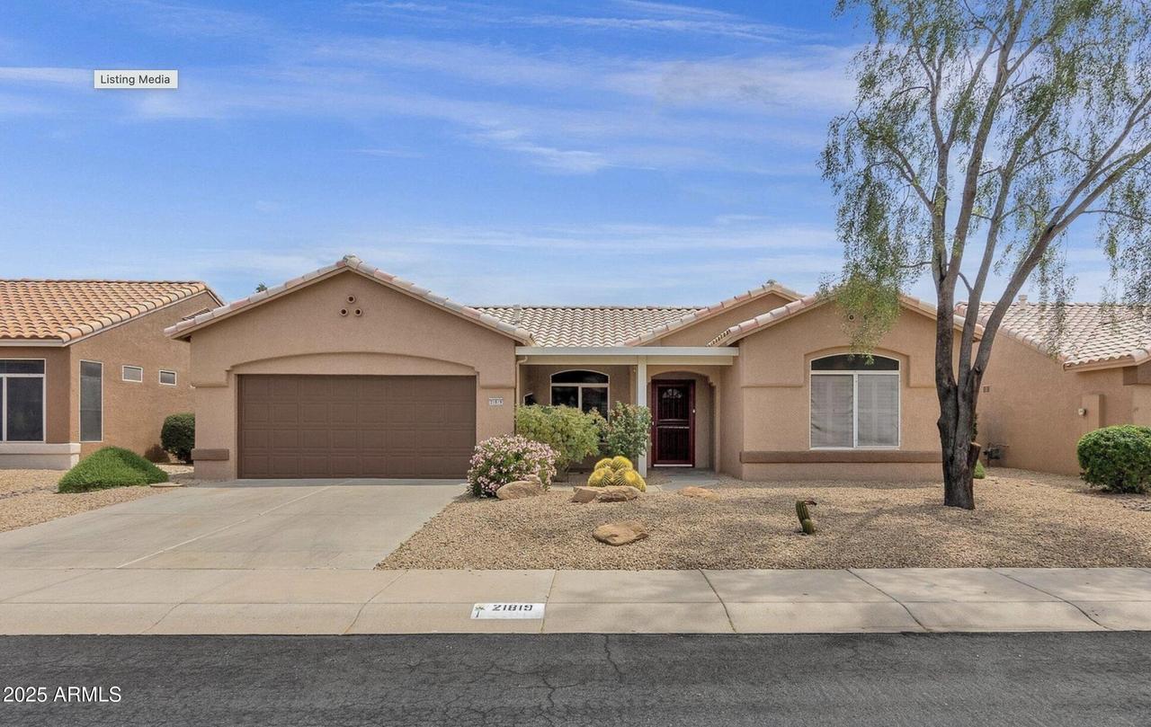 21819 N Sonora Ln., Sun City West, AZ 85375