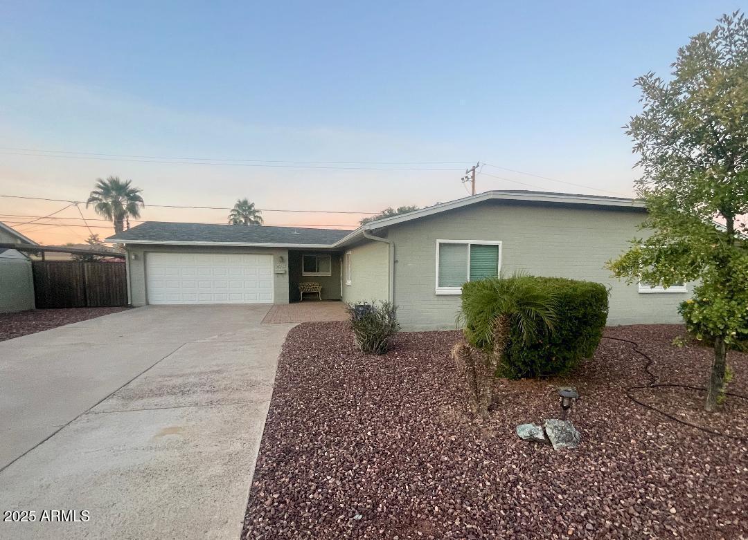 2934 E Shangri La Rd., Phoenix, AZ 85028