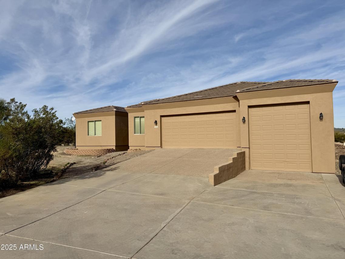 3120 W Hidden Valley Rd., Phoenix, AZ 85086