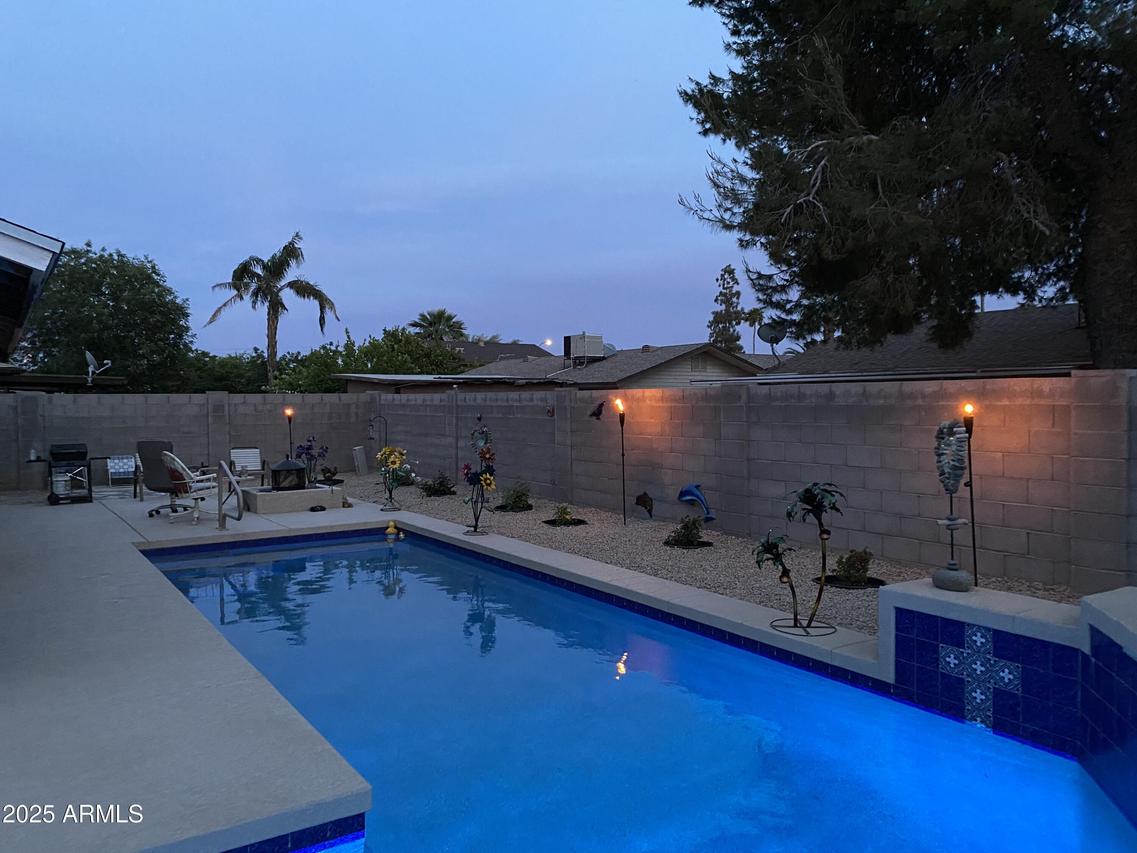 3915 E Windrose Dr., Phoenix, AZ 85032