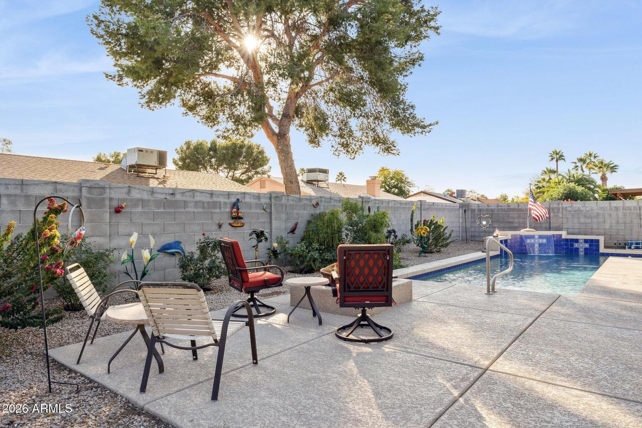 3915 E Windrose Dr., Phoenix, AZ 85032